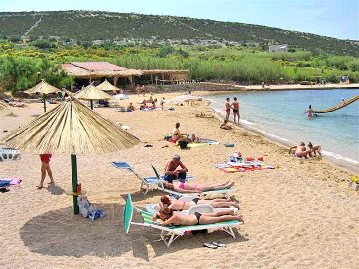 Artneo Apartmani Novalja Εξωτερικό φωτογραφία