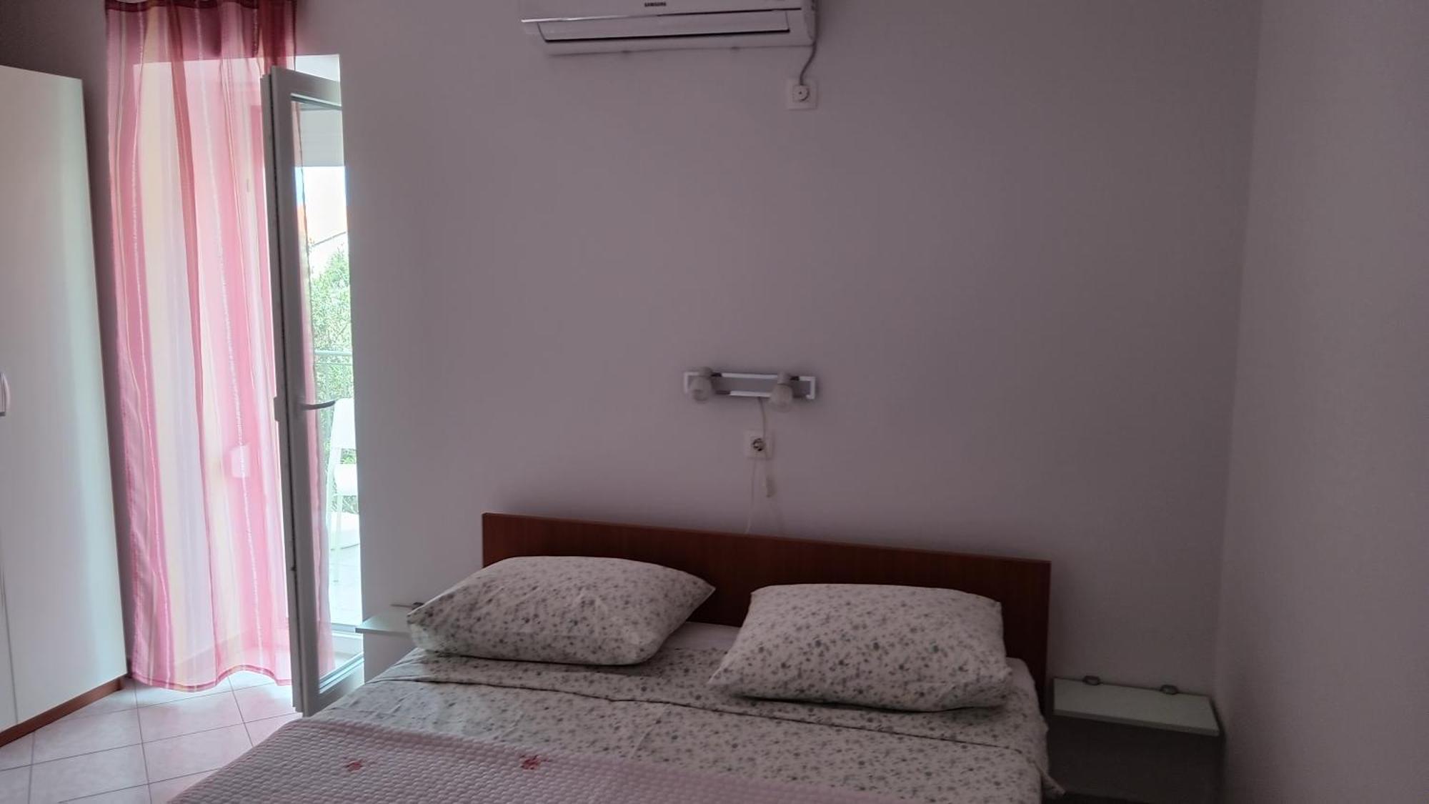 Artneo Apartmani Novalja Εξωτερικό φωτογραφία